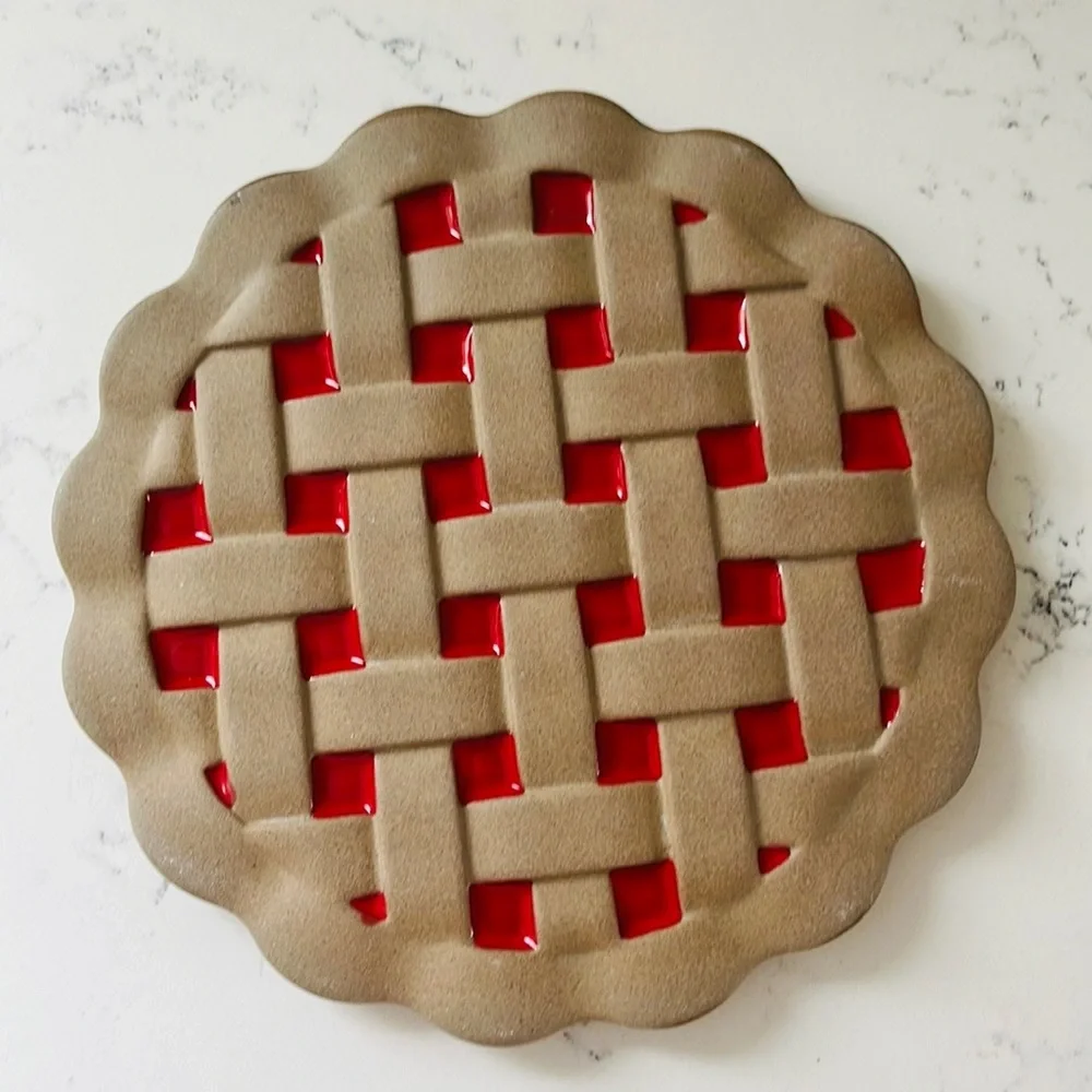 Crate&Barrel Pie Autumn Harvest Ceramic Trivet